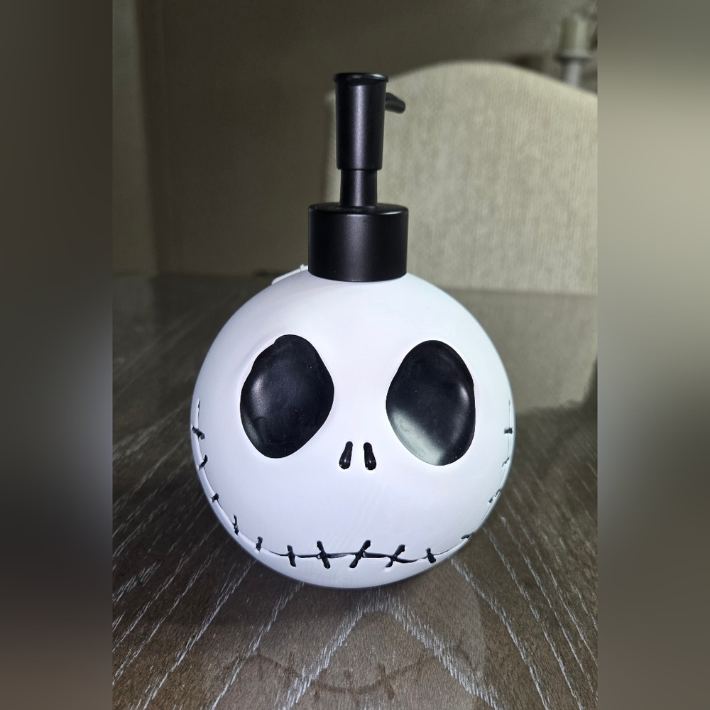 Jack Skellington Soap Dispenser In Matte